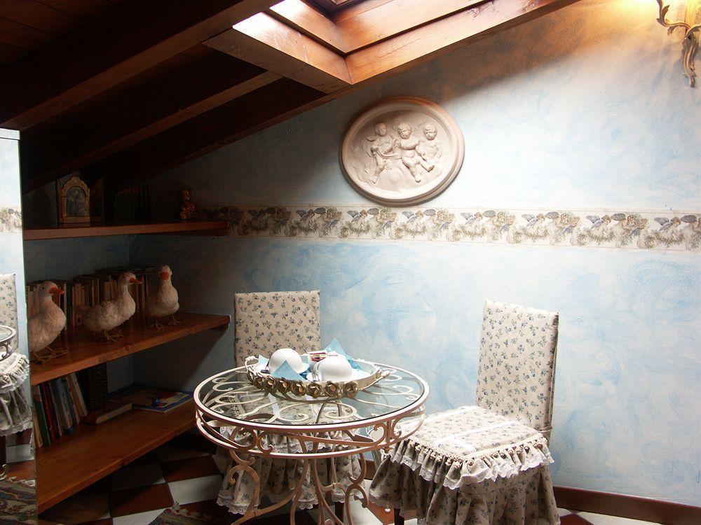 B And B Della Mimosa Desenzano del Garda Exterior foto