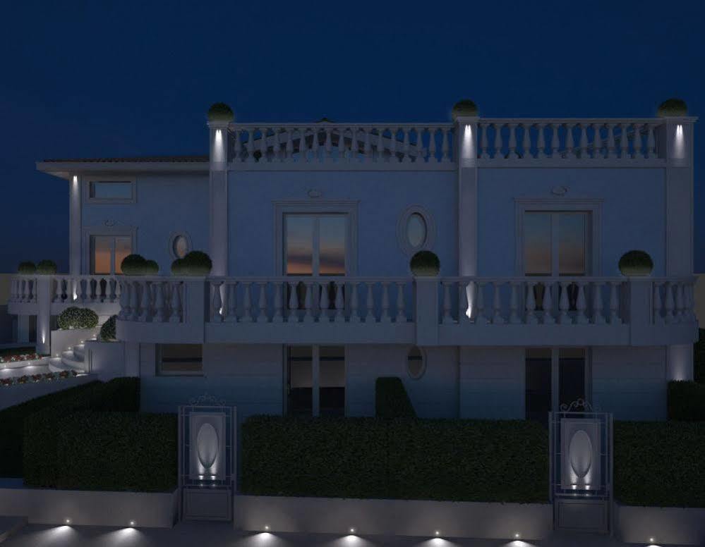 B And B Della Mimosa Desenzano del Garda Exterior foto
